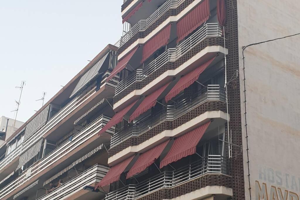 Modern Huge Appartement, Just 100 M From The Beach Santa Pola Exterior photo