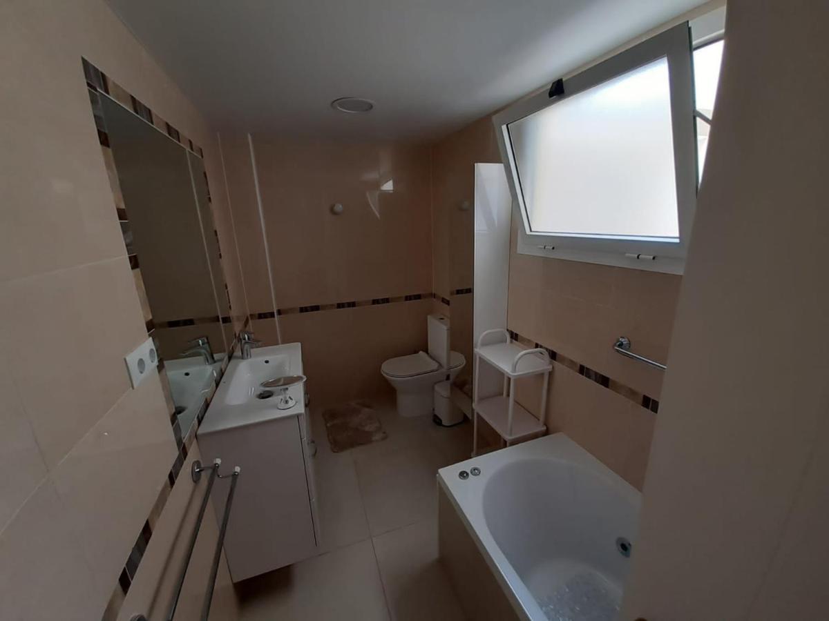 Modern Huge Appartement, Just 100 M From The Beach Santa Pola Exterior photo